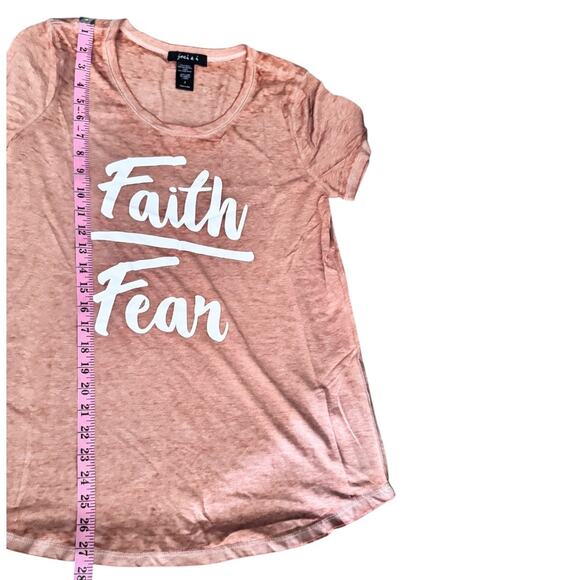 Joei & I Faith  Short Sleeve Crew Neck Womens Graphic Tee Size S - Picture 7 of 7